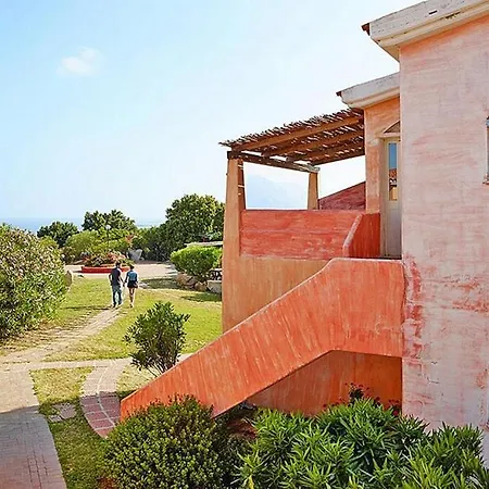 Lu Nibareddu, Loiri Appartement Monte Petrosu